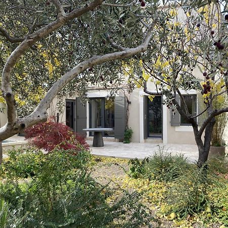 Villa La Fontaine Aux Fees Lagnes Exterior foto